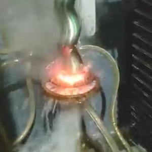 浅析连杆螺栓的高频炉热处理工艺过程